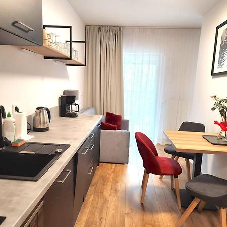 Apartment Premium Atal City Square-Free Parking Space In The Garage Wroclaw Exterior photo